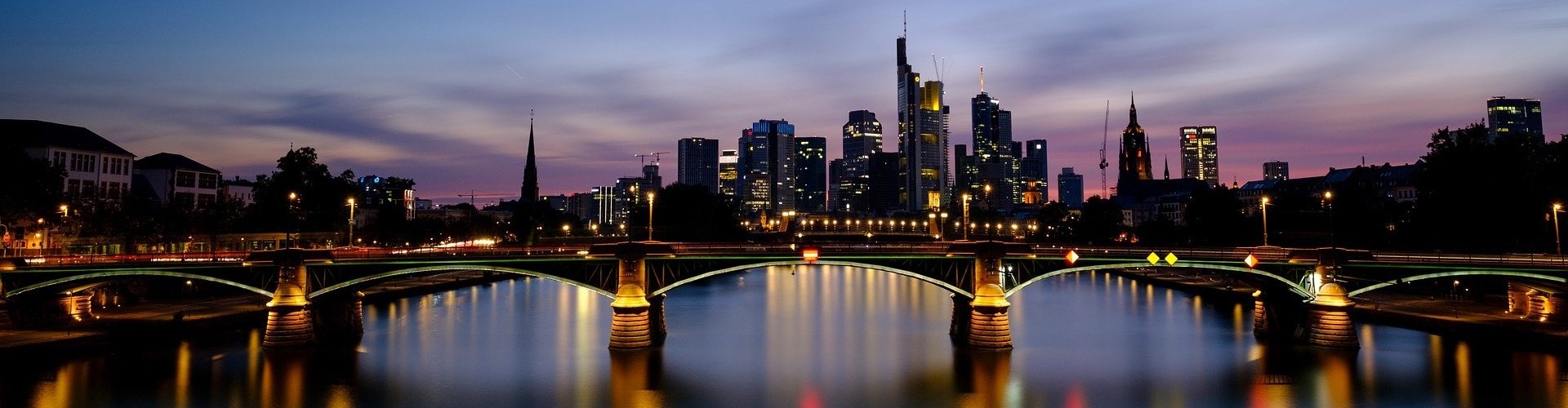 skyline frankfurt Webdesign in der Nähe von 60311 Frankfurt, Eschborn, Neu Isenburg, Schwanheim, Kelsterbach, Bad Hombrug, Mühlheim am Main, Hattersheim am Main, Frankfurt-Griesheim, Bad Vilbel, Heddernheim